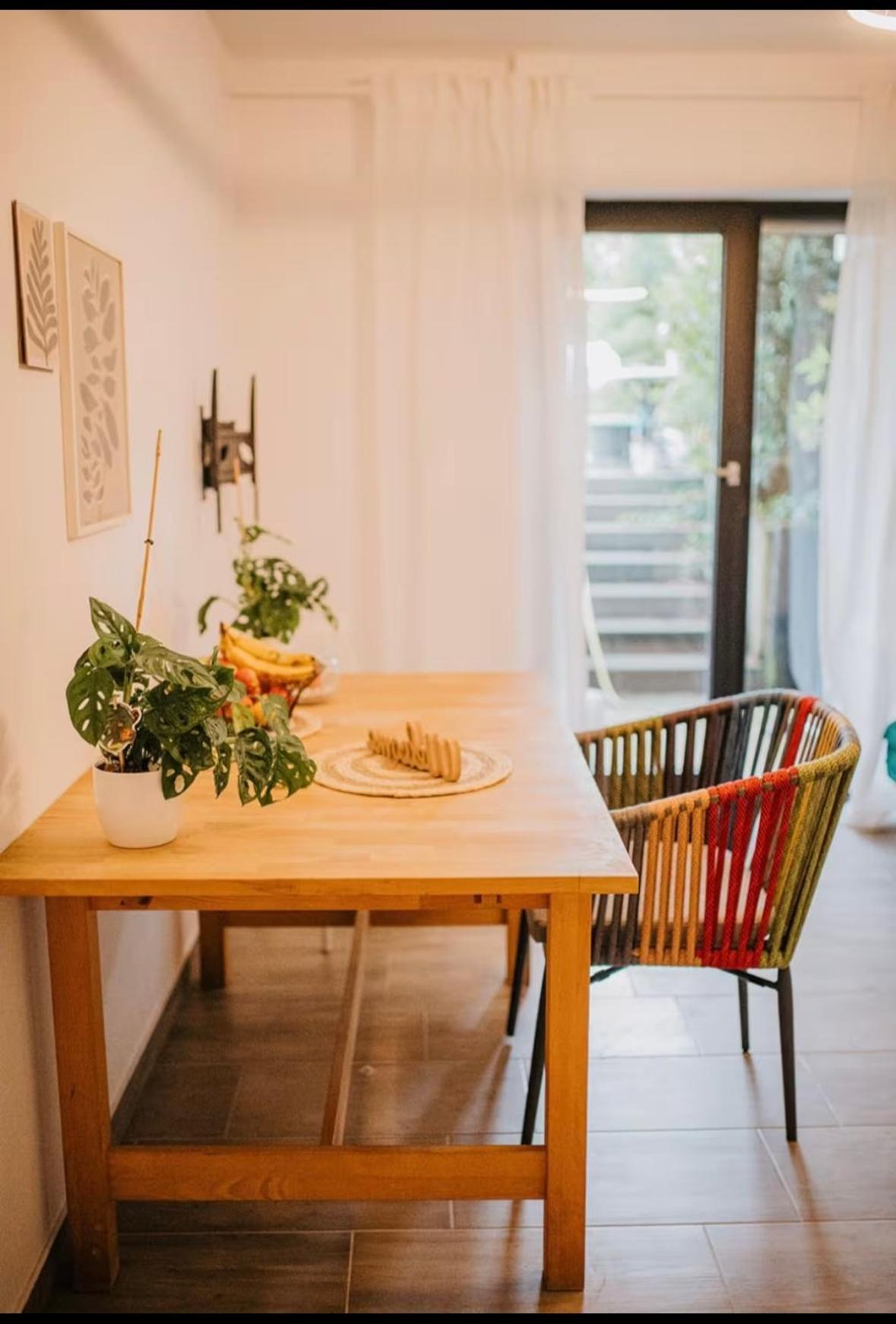 Gemuetliche Zentrumsnahe Wohnung, Eigene Terrasse *