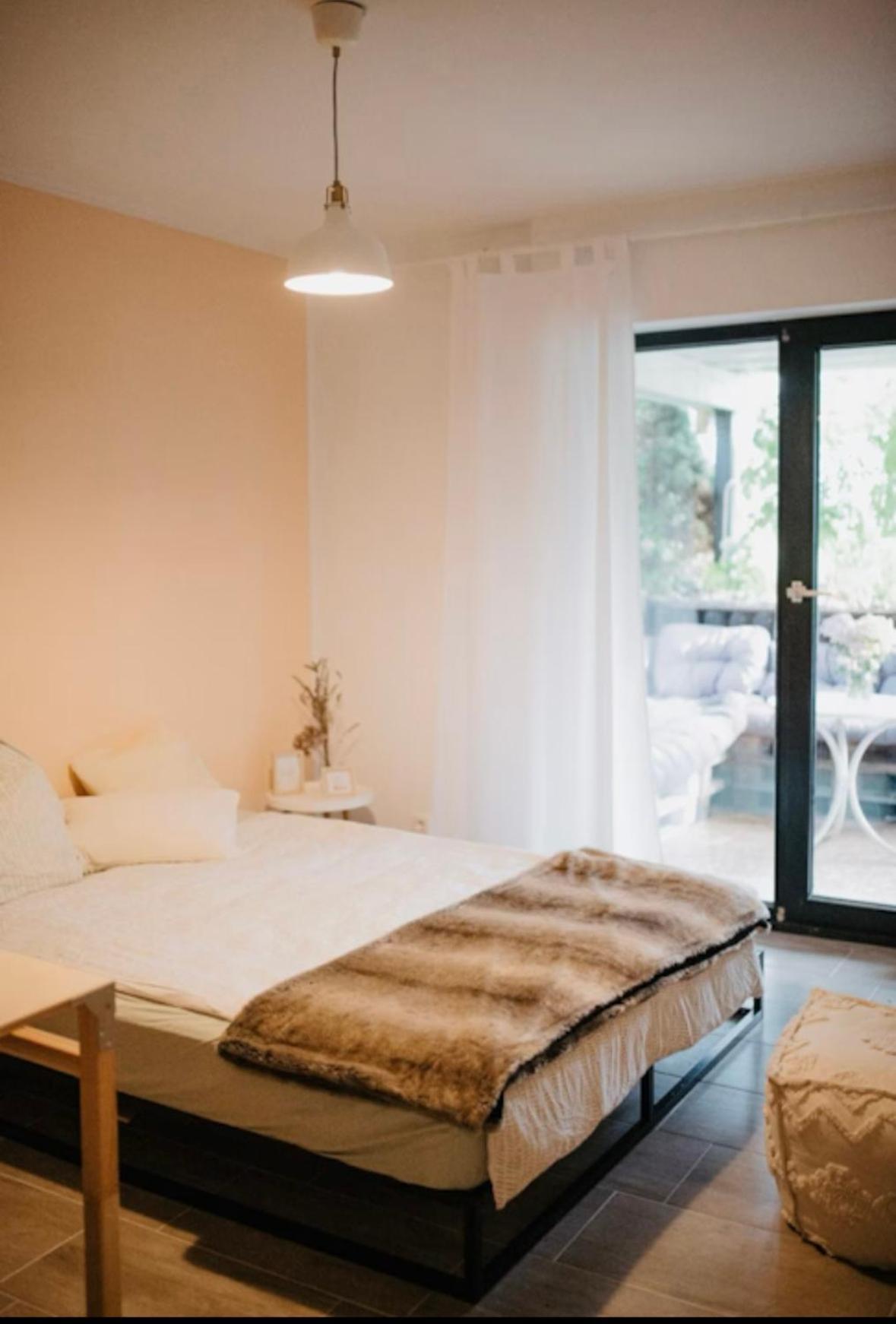 Apartment Gemuetliche Zentrumsnahe Wohnung, Eigene Terrasse Cologne